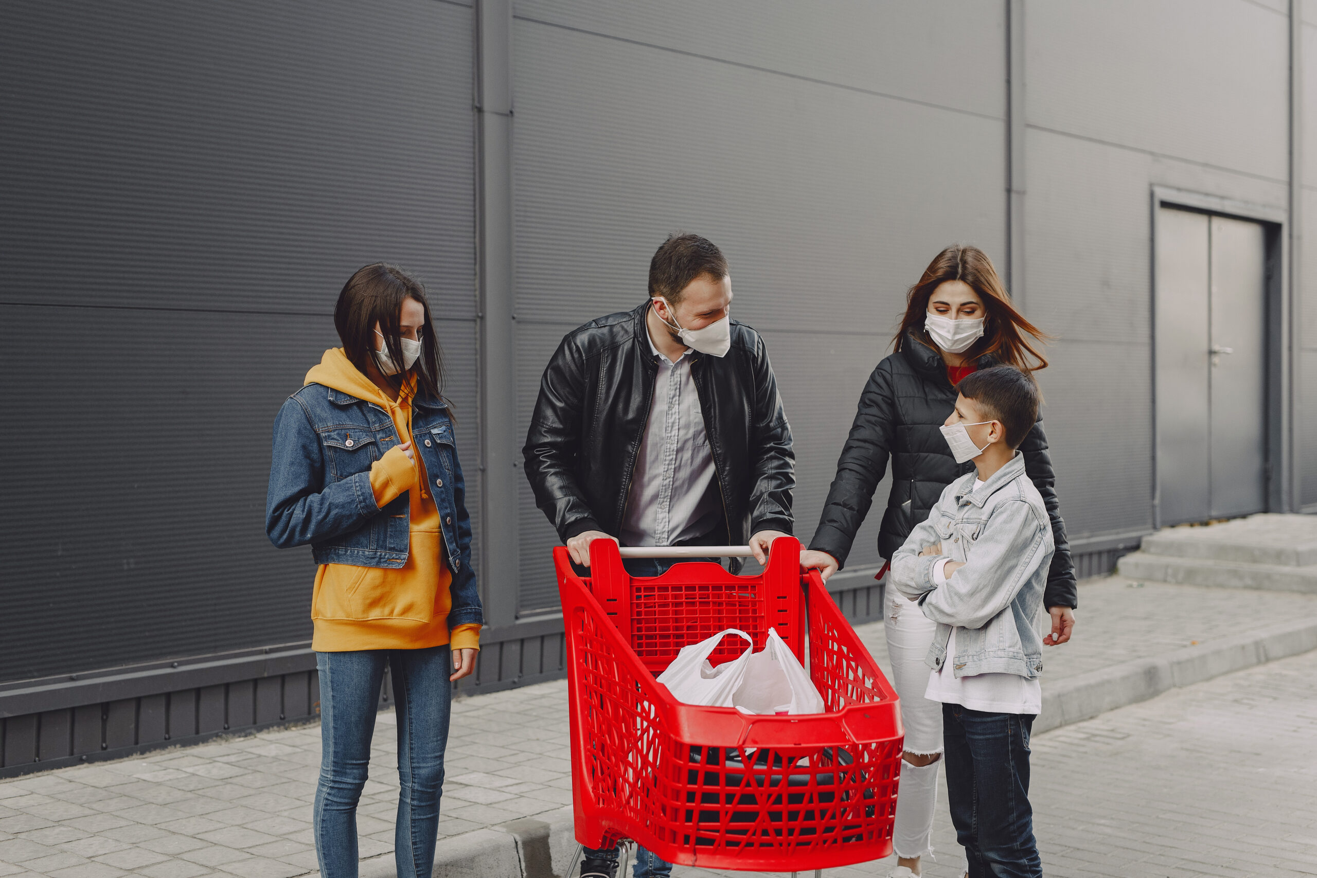 Afruimwagens: Versatile Carts for Tough and Everyday Tasks